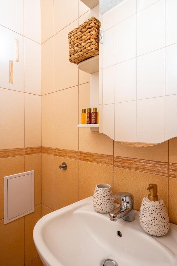 Premium Comfy 2Bdr Apt - Free Parking - Fast Wi-Fi صوفيا المظهر الخارجي الصورة