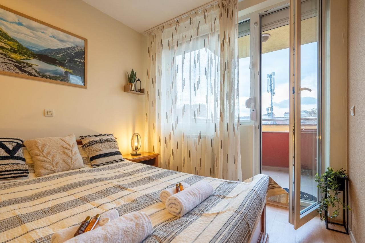 Premium Comfy 2Bdr Apt - Free Parking - Fast Wi-Fi صوفيا المظهر الخارجي الصورة