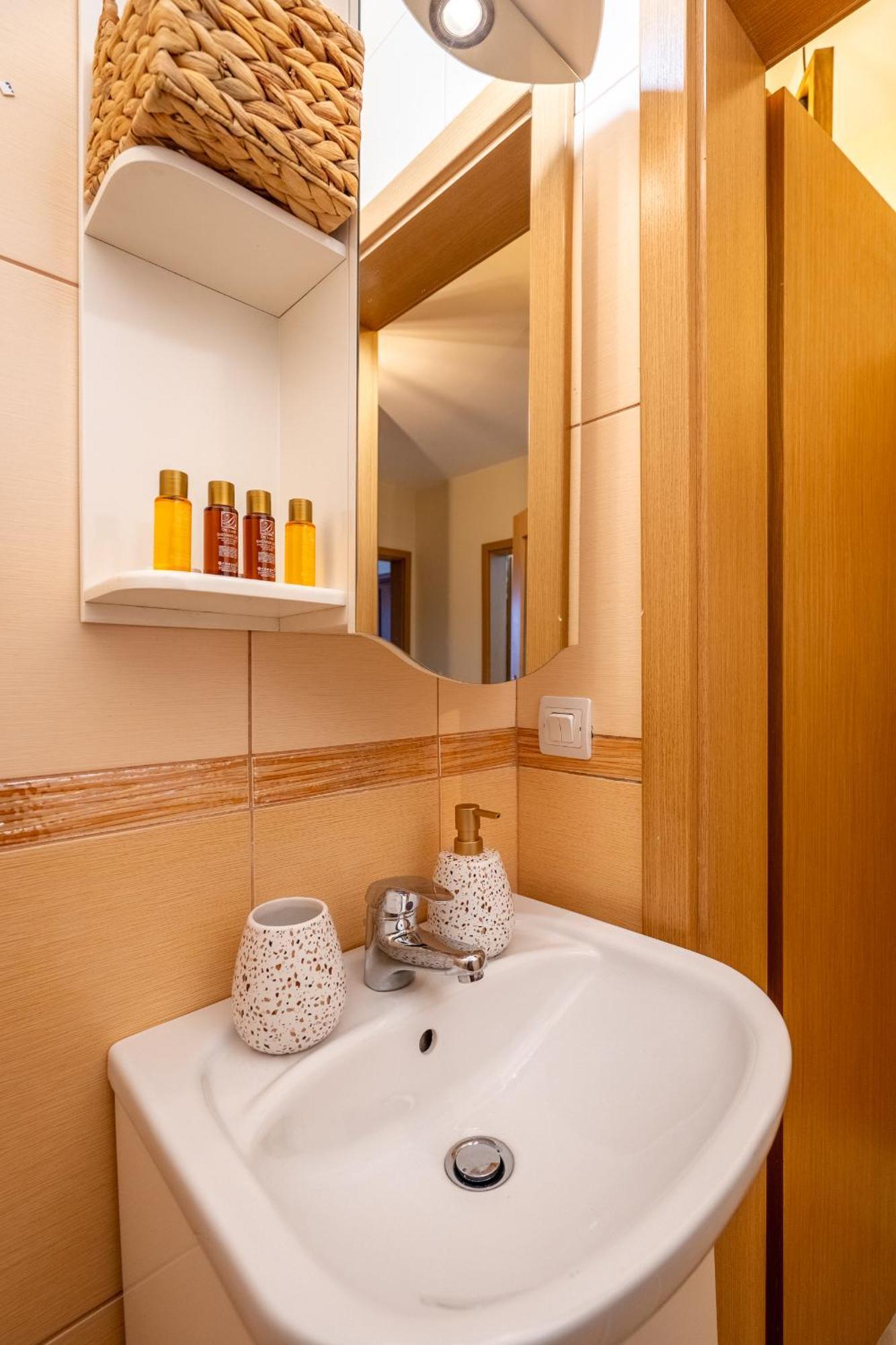 Premium Comfy 2Bdr Apt - Free Parking - Fast Wi-Fi صوفيا المظهر الخارجي الصورة