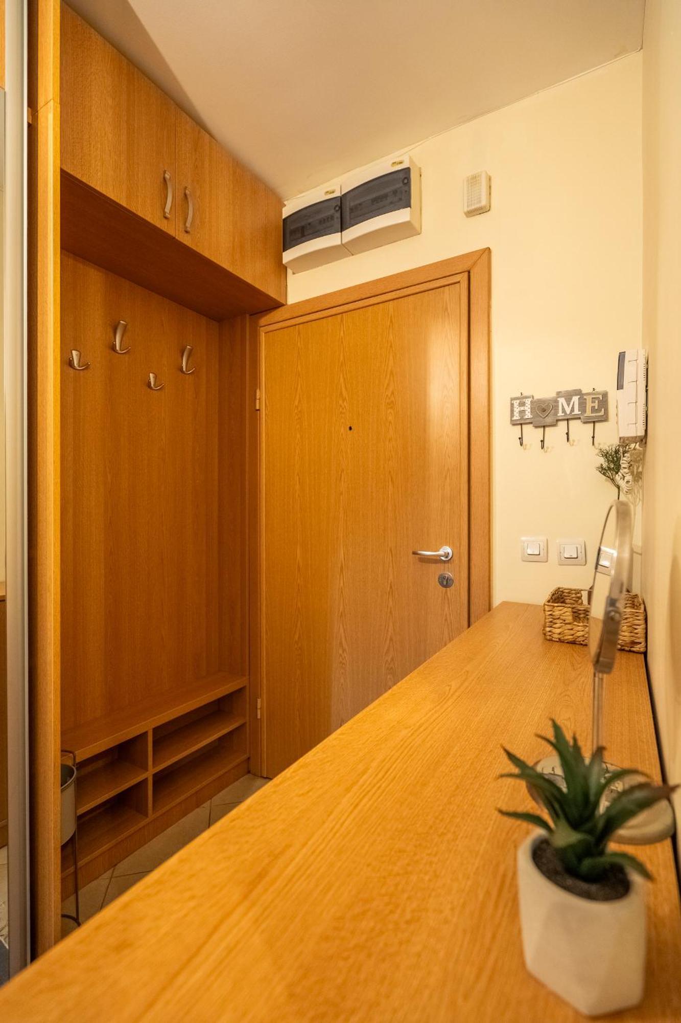 Premium Comfy 2Bdr Apt - Free Parking - Fast Wi-Fi صوفيا المظهر الخارجي الصورة