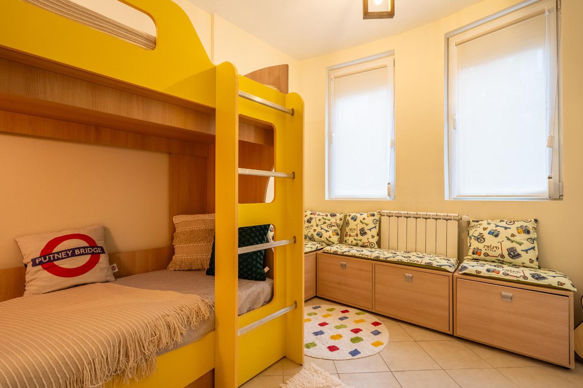 Premium Comfy 2Bdr Apt - Free Parking - Fast Wi-Fi صوفيا المظهر الخارجي الصورة